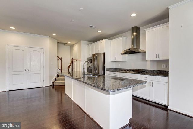 42524 BENFOLD SQ, Brambleton, VA 20148