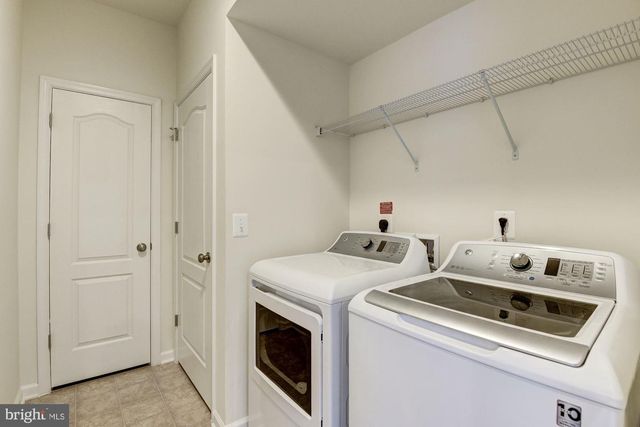42524 BENFOLD SQ, Brambleton, VA 20148