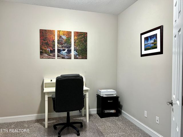 109 E Elderberry St, Oak Ridge, TN 37830