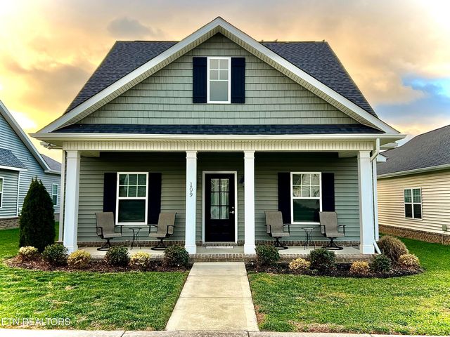 109 E Elderberry St, Oak Ridge, TN 37830
