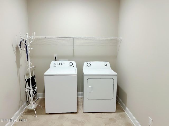 109 E Elderberry St, Oak Ridge, TN 37830