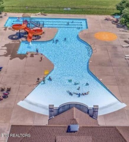 109 E Elderberry St, Oak Ridge, TN 37830