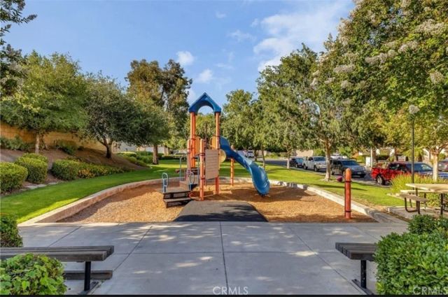 175 Paperbirch Circle, Corona, CA 92881