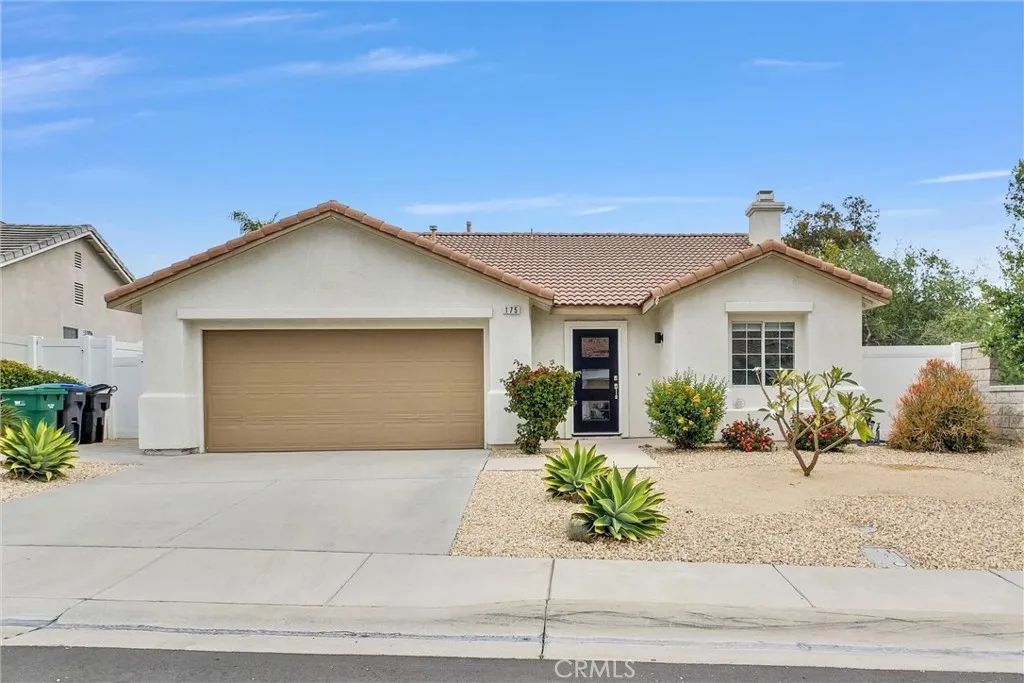 175 Paperbirch Circle, Corona, CA 92881