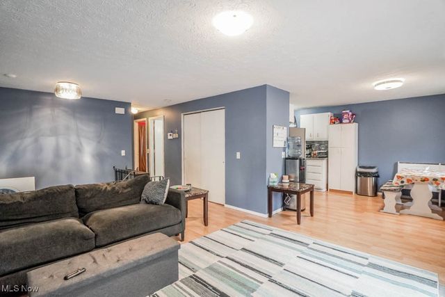 5648 Hill Run Circle NW, Massillon, OH 44646