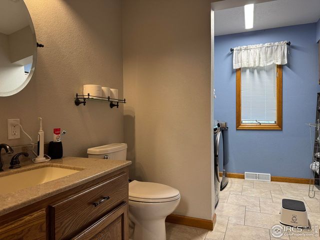 12350 Beverly Ln, Sterling, CO 80751