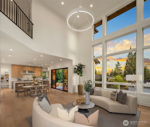 16039 NE 3rd Street, Bellevue, WA 98008