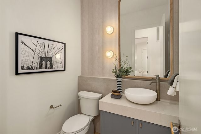 16039 NE 3rd Street, Bellevue, WA 98008