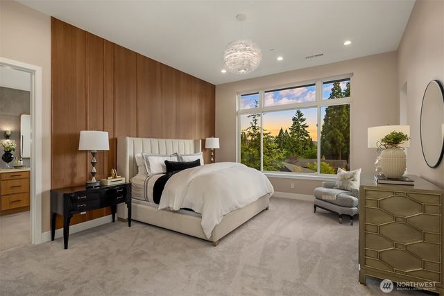 16039 NE 3rd Street, Bellevue, WA 98008
