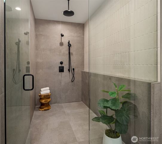 16039 NE 3rd Street, Bellevue, WA 98008