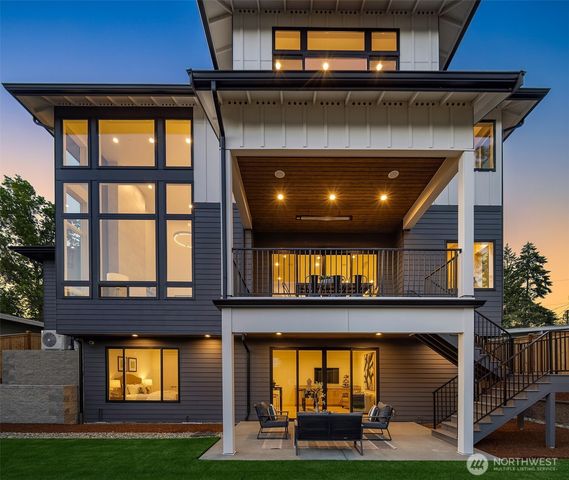 16039 NE 3rd Street, Bellevue, WA 98008