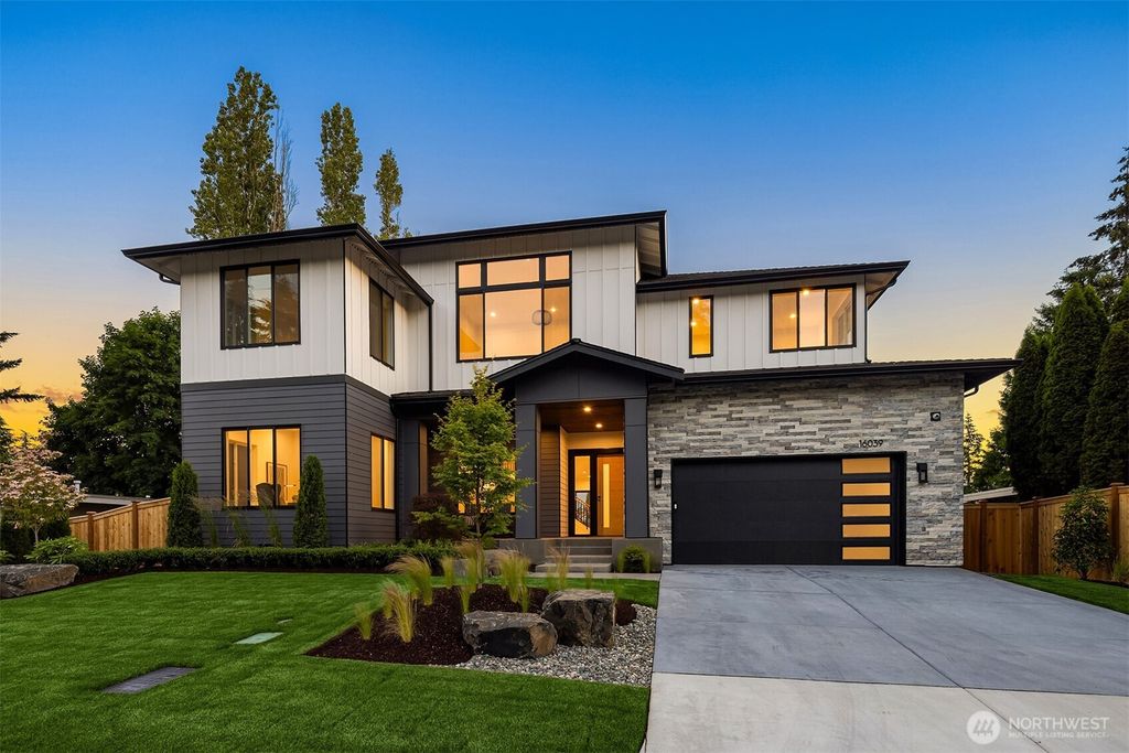 16039 NE 3rd Street, Bellevue, WA 98008
