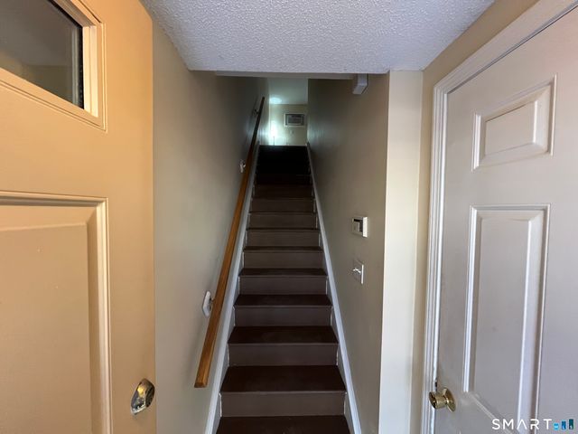 50 Pierce Street APT 24, Plainville, CT 06062