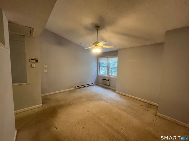 50 Pierce Street APT 24, Plainville, CT 06062