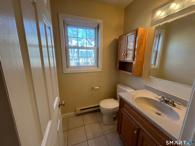 50 Pierce Street APT 24, Plainville, CT 06062