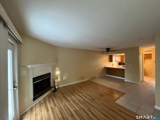 50 Pierce Street APT 24, Plainville, CT 06062