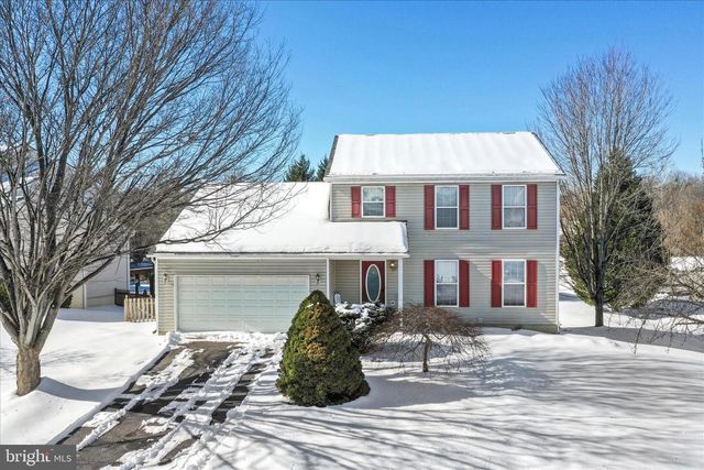 10 SHOAL CREEK CT, Martinsburg, WV 25405