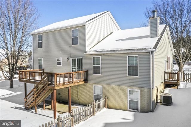 10 SHOAL CREEK CT, Martinsburg, WV 25405