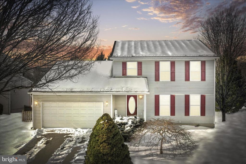 10 SHOAL CREEK CT, Martinsburg, WV 25405