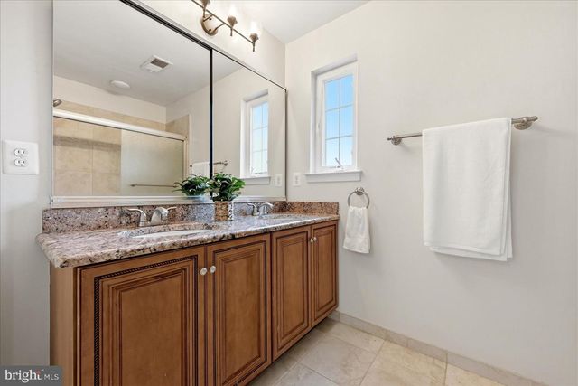 25155 FORTITUDE TER, Chantilly, VA 20152
