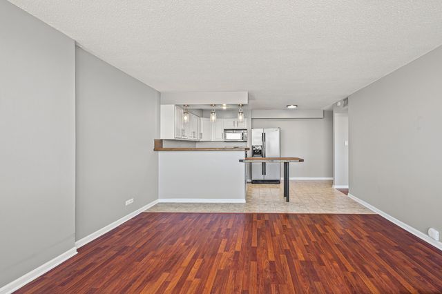 7234 W North Avenue 1608, Elmwood Park, IL 60707