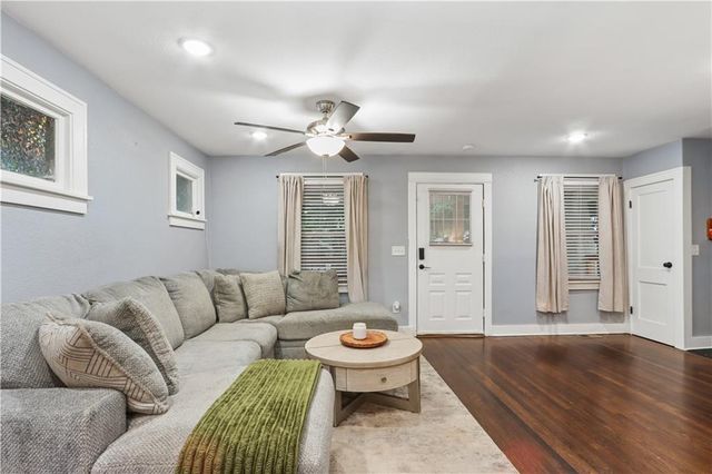 5714 Brooklyn Avenue, Kansas City, MO 64130