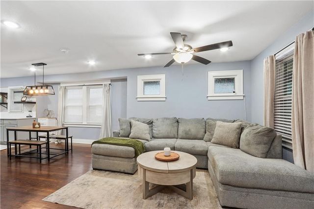 5714 Brooklyn Avenue, Kansas City, MO 64130