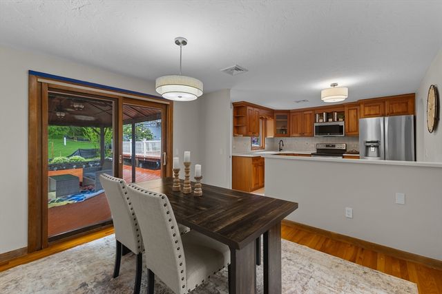 75 Sewall St, Shrewsbury, MA 01545