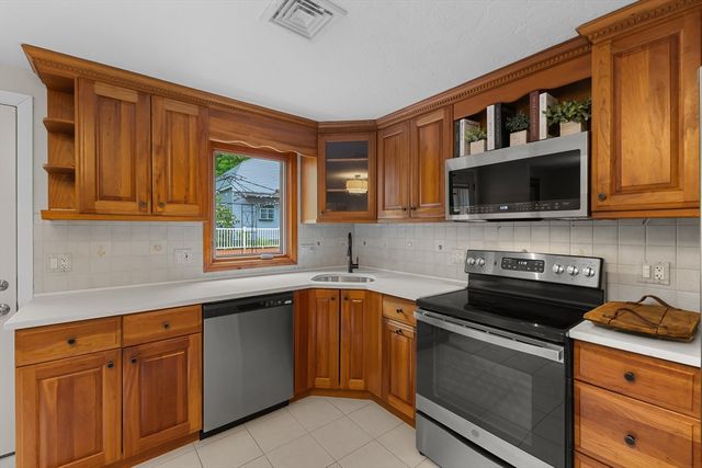 75 Sewall St, Shrewsbury, MA 01545