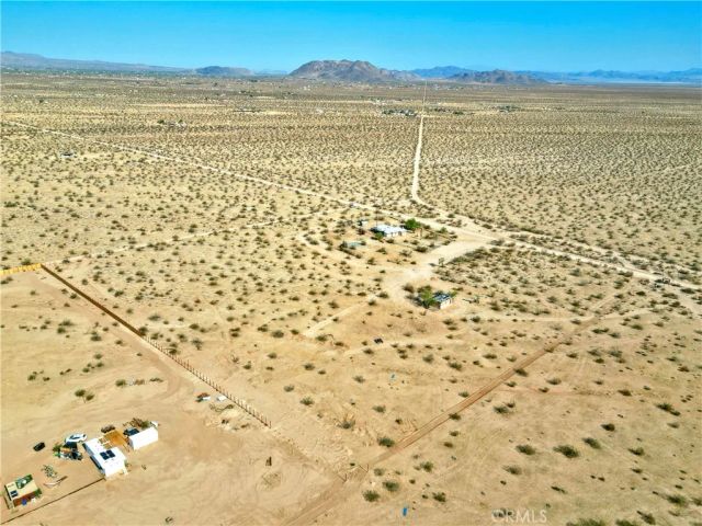 62107 Moon Drive, Joshua Tree, CA 92252