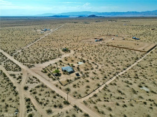 62107 Moon Drive, Joshua Tree, CA 92252