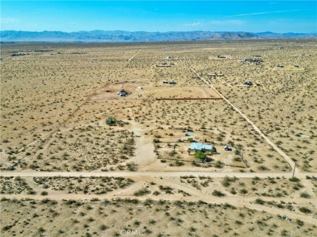 62107 Moon Drive, Joshua Tree, CA 92252