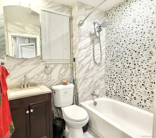 116-29 166TH Street, Saint Albans, NY 11434