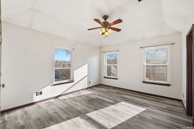 2104 Geneva, Castroville, TX 78009