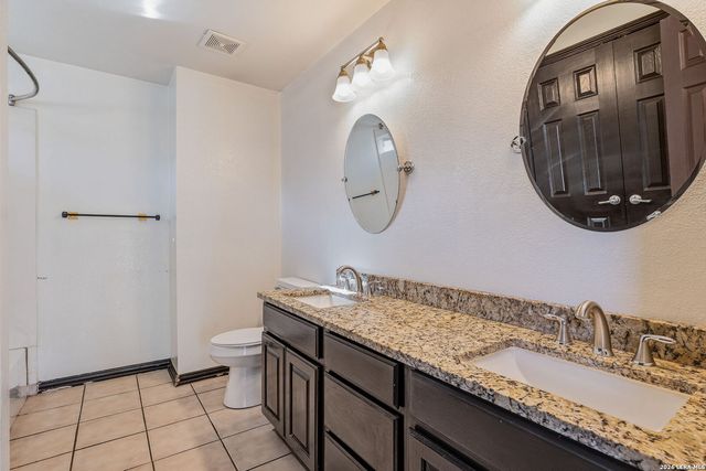 2104 Geneva, Castroville, TX 78009