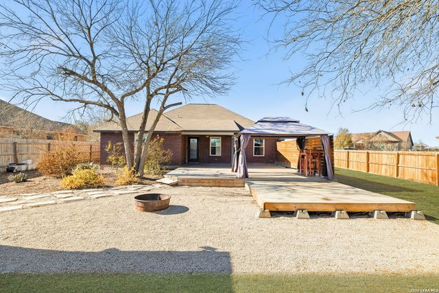 2104 Geneva, Castroville, TX 78009