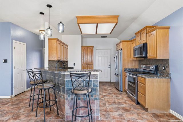 2104 Geneva, Castroville, TX 78009