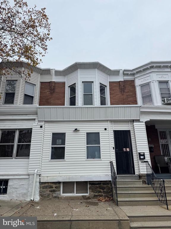 425 W ROCKLAND ST, Philadelphia, PA 19120