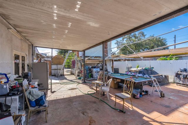 3166 NW 102nd St, Miami, FL 33147