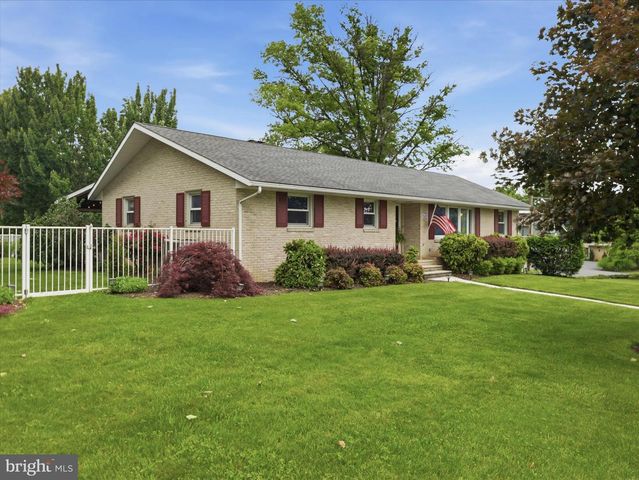9689 FOREST RIDGE ROAD, Shippensburg, PA 17257