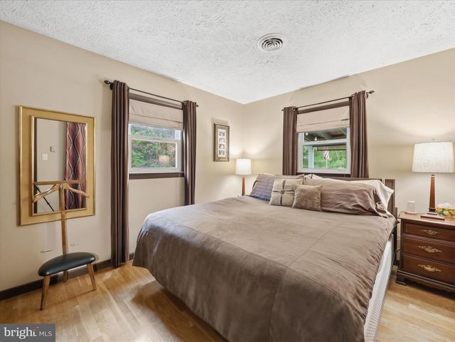 9689 FOREST RIDGE ROAD, Shippensburg, PA 17257
