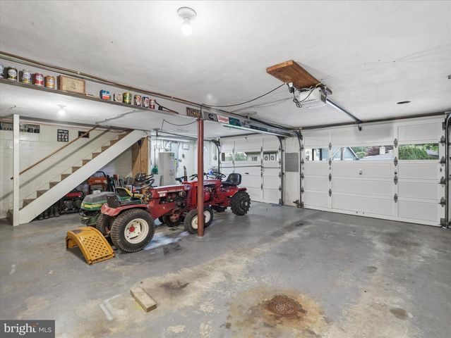 9689 FOREST RIDGE ROAD, Shippensburg, PA 17257