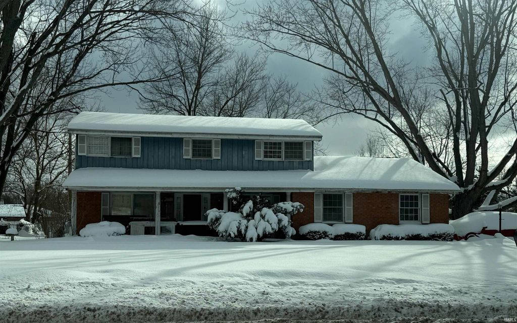 17498 Cleveland Road, South Bend, IN 46635