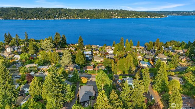 10619 Sand Point Way NE, Seattle, WA 98125