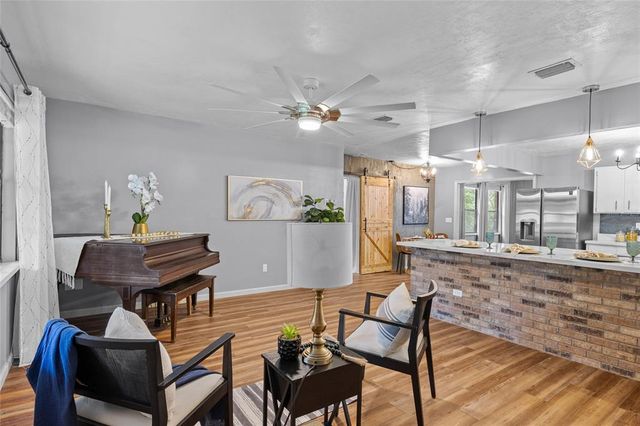 22014 NW COUNTY ROAD 236, High Springs, FL 32643