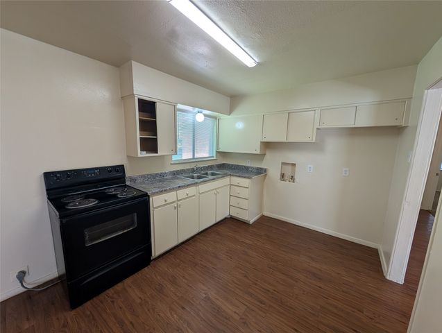 3827 Black Oak Drive, Dallas, TX 75241