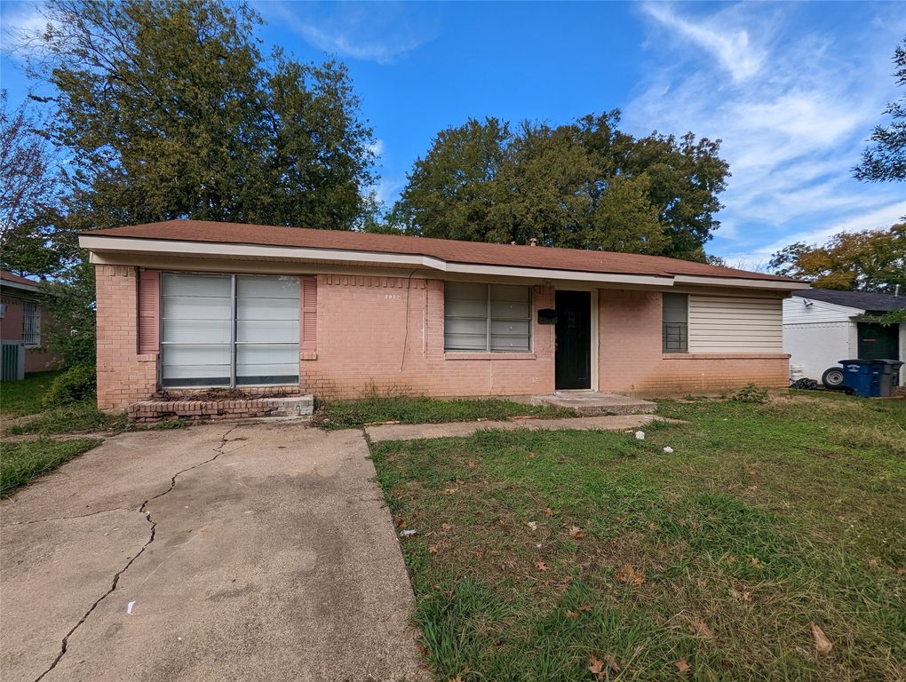 3827 Black Oak Drive, Dallas, TX 75241