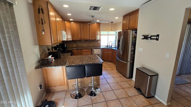 1710 W BANFF Lane, Phoenix, AZ 85023