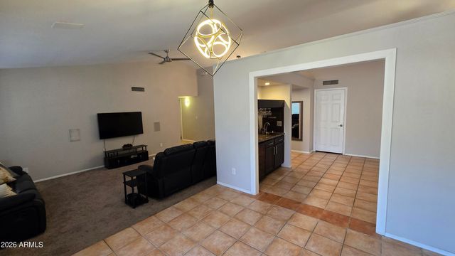 1710 W BANFF Lane, Phoenix, AZ 85023