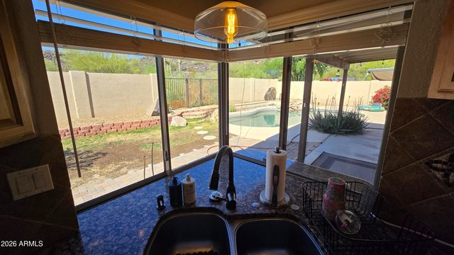 1710 W BANFF Lane, Phoenix, AZ 85023